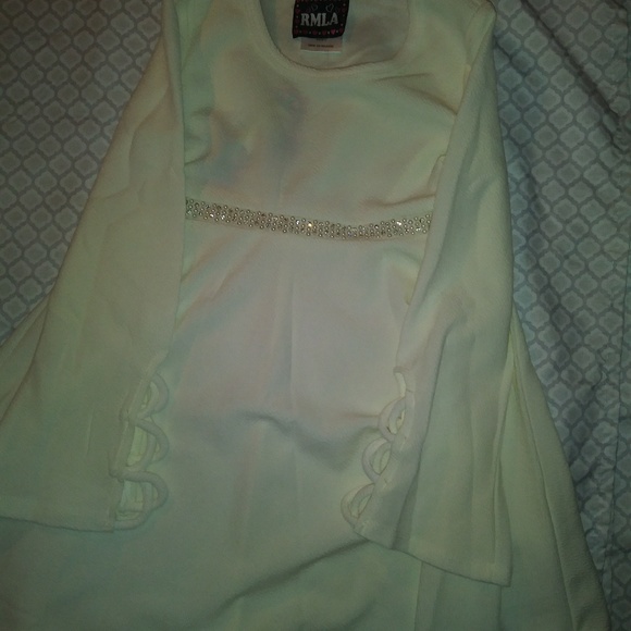 Children's dreas - Picture 3 of 3